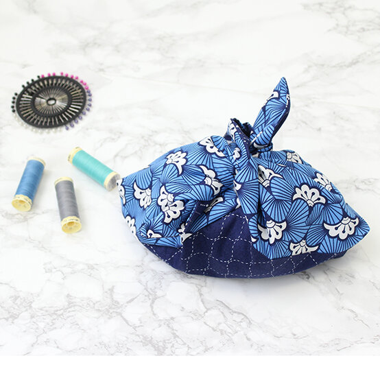 bento-bag-tied-_square.jpg?sw=554&q=85