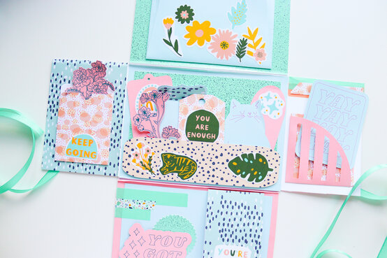 cricut_how_to_make_happy_mail_step-10.jpg?sw=554&q=85