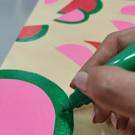 melon_canvas_step_6.jpg?sw=554&q=85