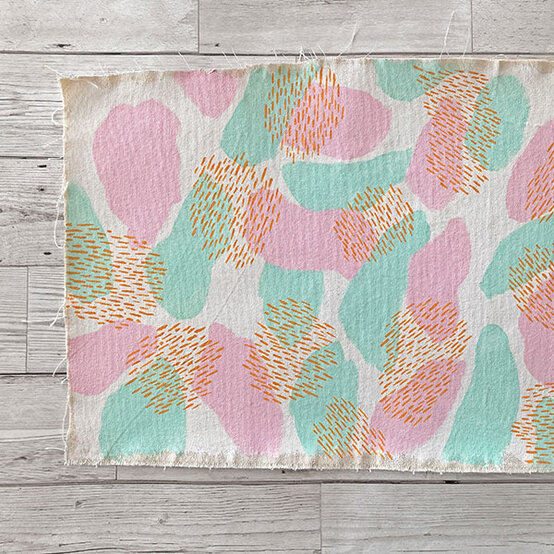 personalised-home-office-decor_notebook-cover_step1.jpg?sw=554&q=85