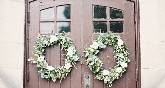 wreaths.jpg?sw=554&q=85