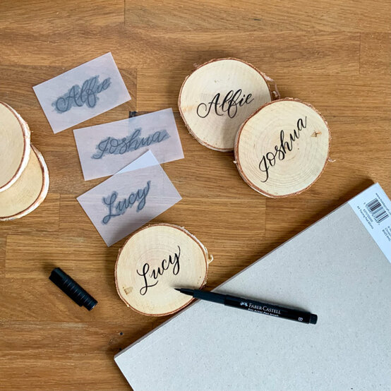 idea%5Fmodern%2Dcalligraphy%2Dplace%2Dcards%5Fstep%2D7.jpg?sw=554&q=85