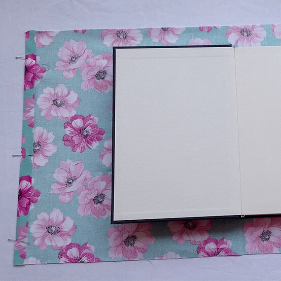 notebook-cover-step3.jpg?sw=554&q=85