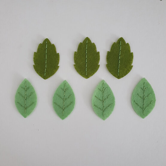 cricut-how-to-make-a-floral-headband-step11.4.jpg?sw=554&q=85