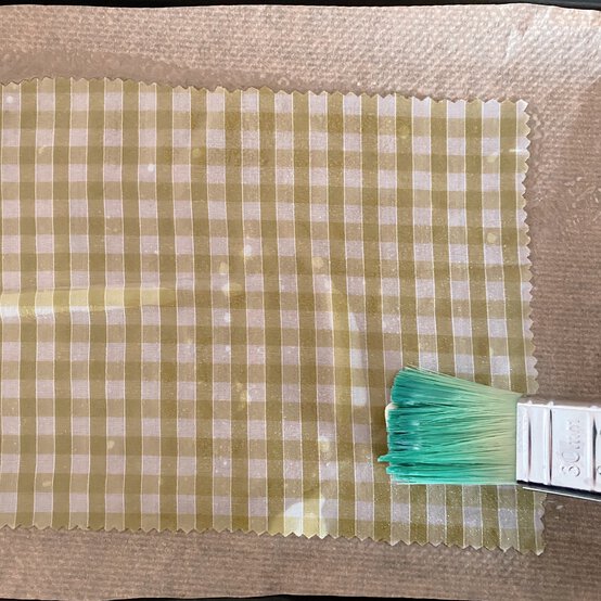 how_to_make_a_sustainable_picnic_set_beeswax_wraps_5.jpg?sw=554&q=85