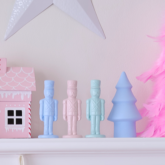 idea%5Fpastel%2Dthemed%2Dprojects%2Dto%2Dmake%2Dthis%2Dchristmas%5Fwooden.png?sw=554&q=85