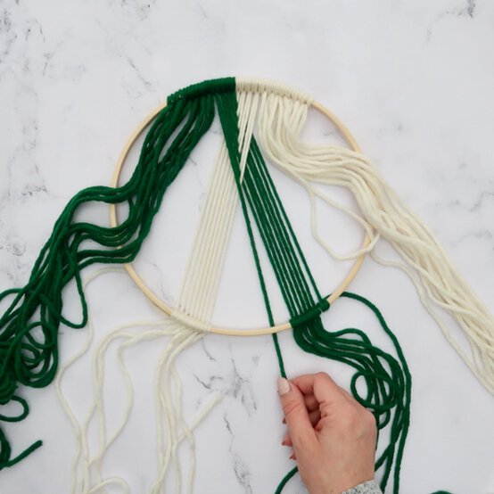 3_Ways_to_Use_Scrap_yarn_Macrame%20hoop%209.jpeg?sw=554&q=85