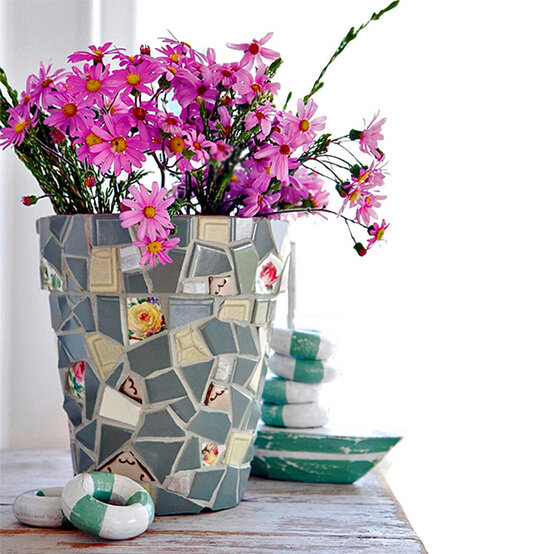 how-to-make-a-mosaic-ceramic-pot.jpg?sw=554&q=85