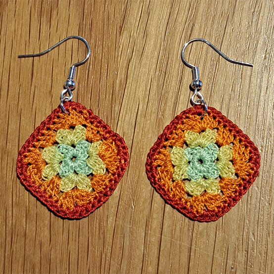 artisan-suzannah-nicholson-granny-square-earrings.jpg?sw=554&q=85