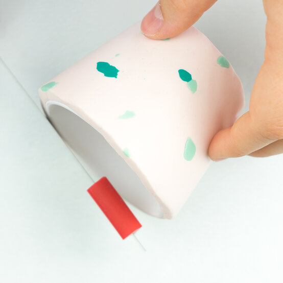 how-to-make-a-terrazzo-plant-pot-with-fimo_step7_sq_2.jpg?sw=554&q=85