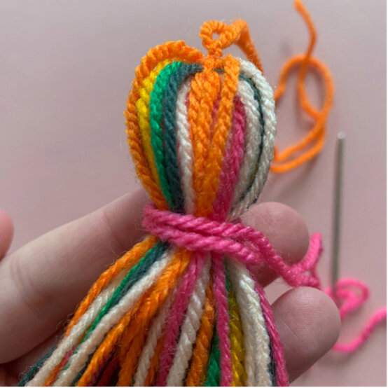 Ideas_How-to-make-a-tiered-tassel-garland_step_7_C.jpeg?sw=554&q=85