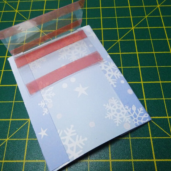 gift-card-box_step3.jpg?sw=554&q=85