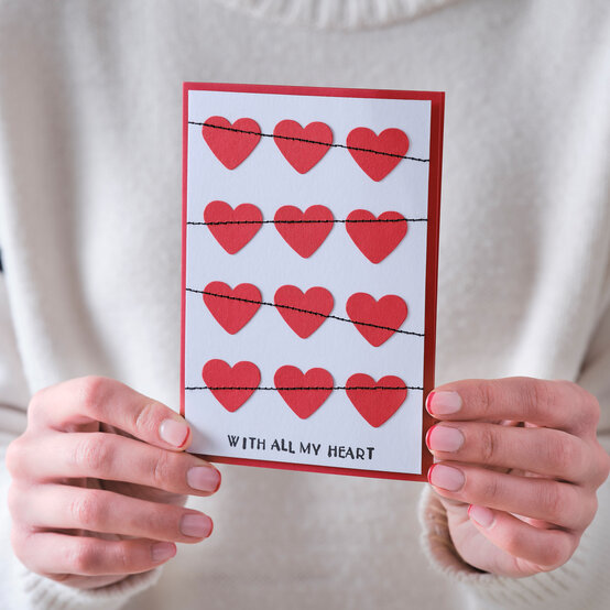 idea_main_valentines-card-round-up-stitched.jpg?sw=554&q=85