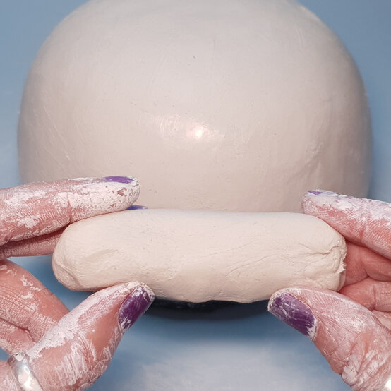 Idea_how-to-make-a-yarn-bowl-with-air-drying-clay_step4a.jpg?sw=554&q=85