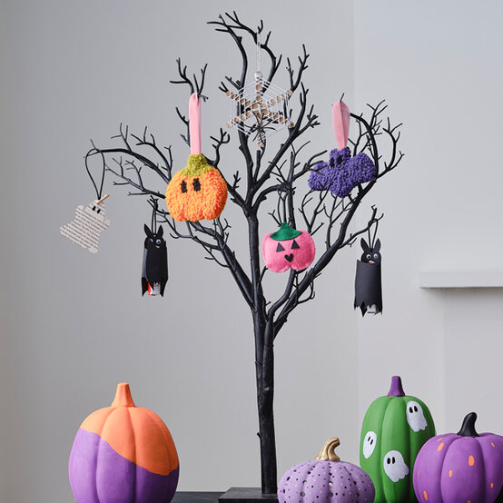 idea_halloween-home-decor-ideas_twig.jpg?sw=554&q=85