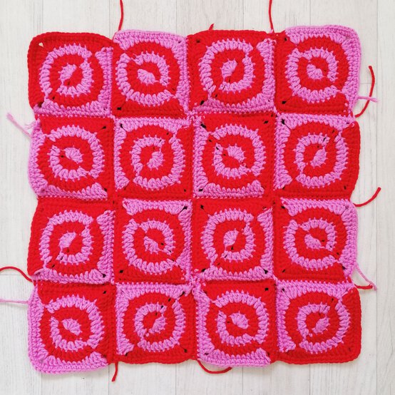 8-crochet-cushion-front-joined-right-side.jpg?sw=554&q=85