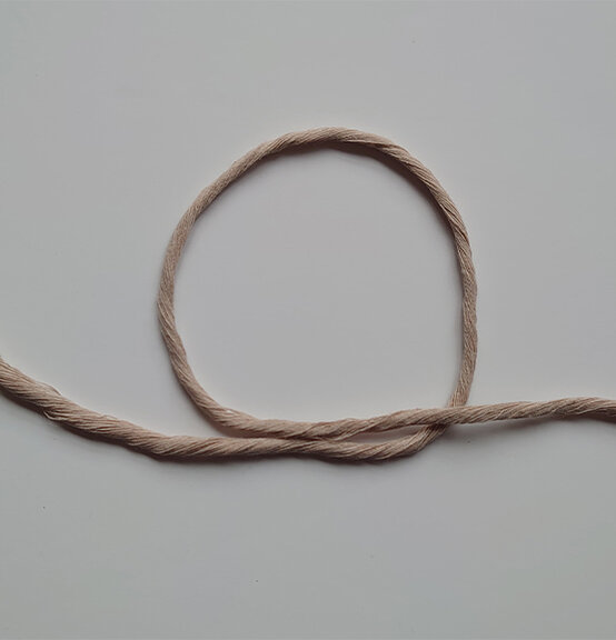 macrame-placemats_step1.jpg?sw=554&q=85