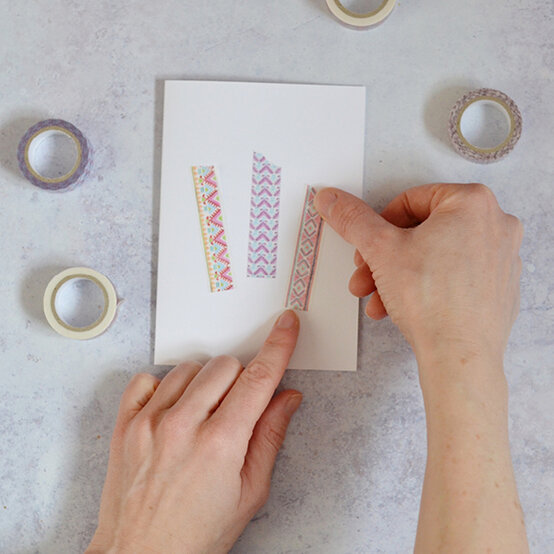 washi_tape_thank_you_cards_washi_tape_step_1.1.jpg?sw=554&q=85