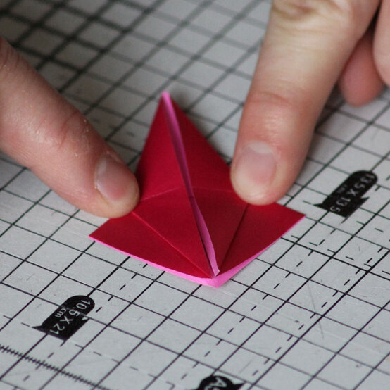 origami-baubles-7c.jpg?sw=554&q=85