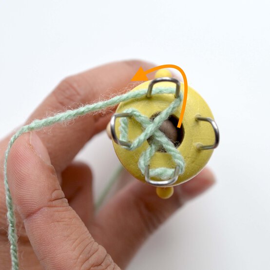 How-to-Make-a-Knitted-Eid-Mubarak-Sign_step3c.jpg?sw=554&q=85