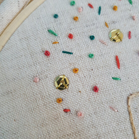 free-hand-embroidery-pattern-download_step8_2.jpg?sw=554&q=85