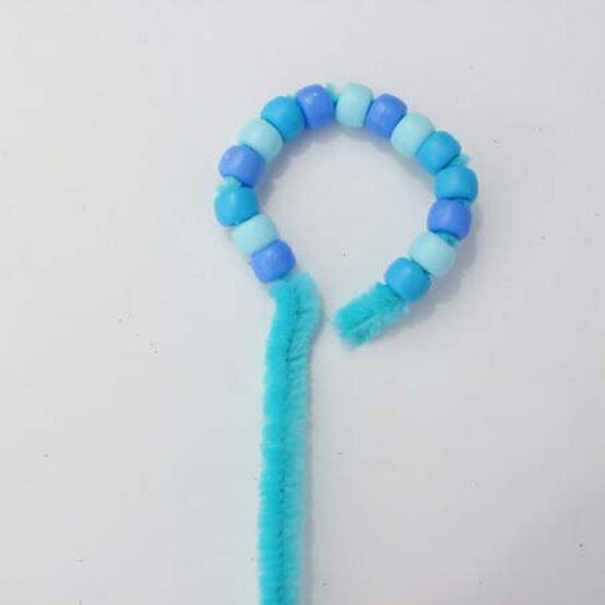 ideas%5Fhow%2Dto%2Dmake%2Dpipe%2Dcleaner%2Dwands%5F1.jpg?sw=554&q=85