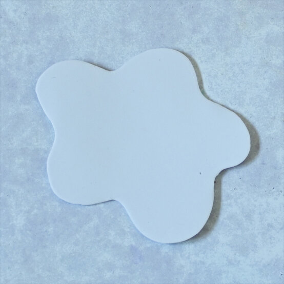 kids-fathers-day-card-egg-card-step-1d.jpg?sw=554&q=85