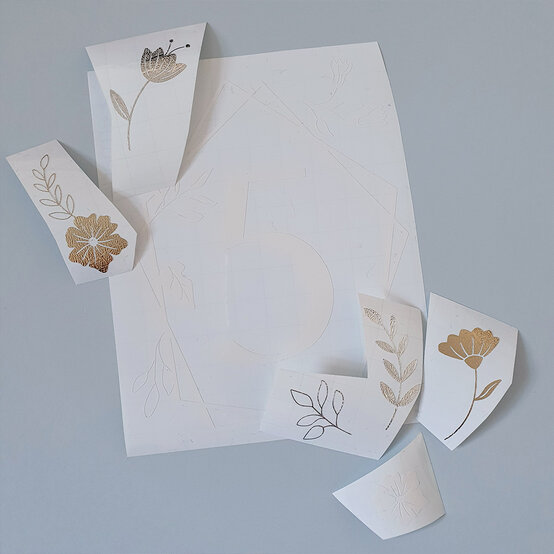 cricut_how-to-make-a-floral-acrylic-wedding-sign_step-11.jpg?sw=554&q=85