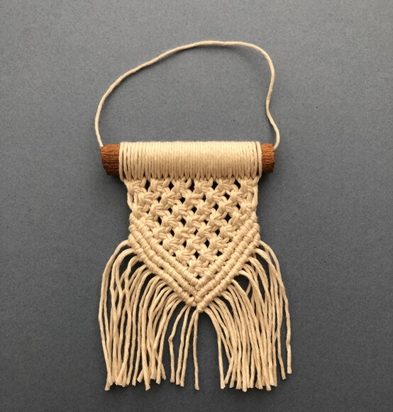 how_to_make_macrame_tree_decorations_step_13.jpg?sw=554&q=85