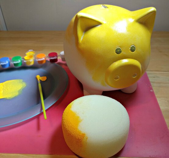 piggy2.jpg?sw=554&q=85