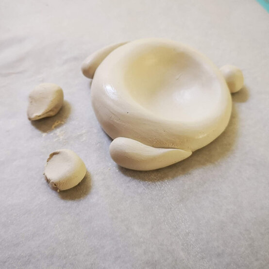 air-dry-clay-bunny-egg-cup-10-square.jpg?sw=554&q=85