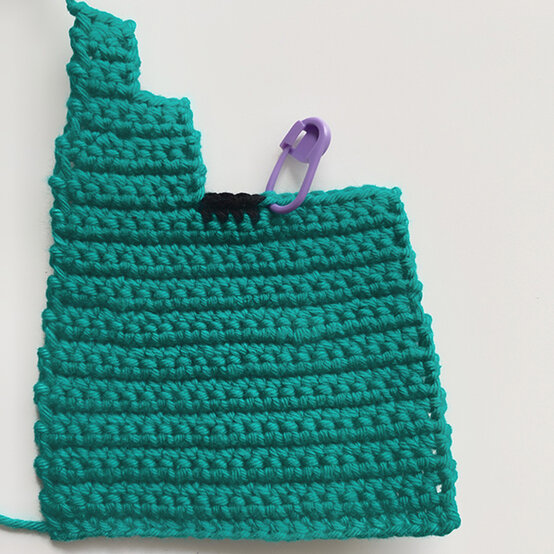 amigurumi-doll-9a.jpg?sw=554&q=85