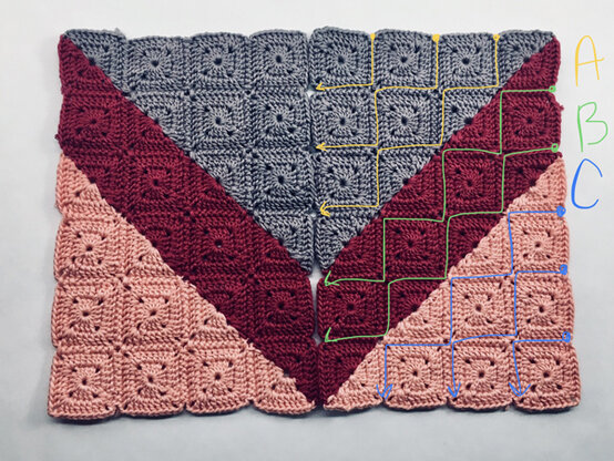 valeria-granny-square-handbag9.jpg?sw=554&q=85