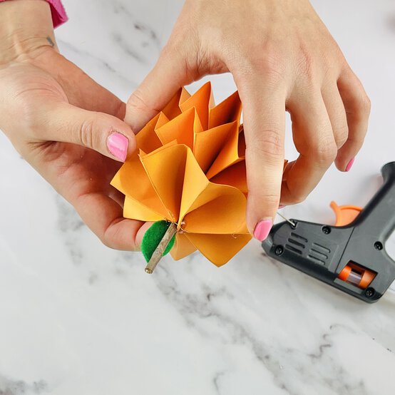 Paper-Pumpkins-8.jpg?sw=554&q=85