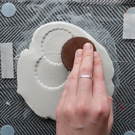 air-dry-coasters-step4.jpg?sw=554&q=85