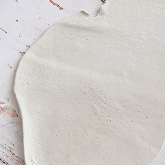 idea_clay-tree-decorations-garland_step1.jpg?sw=554&q=85