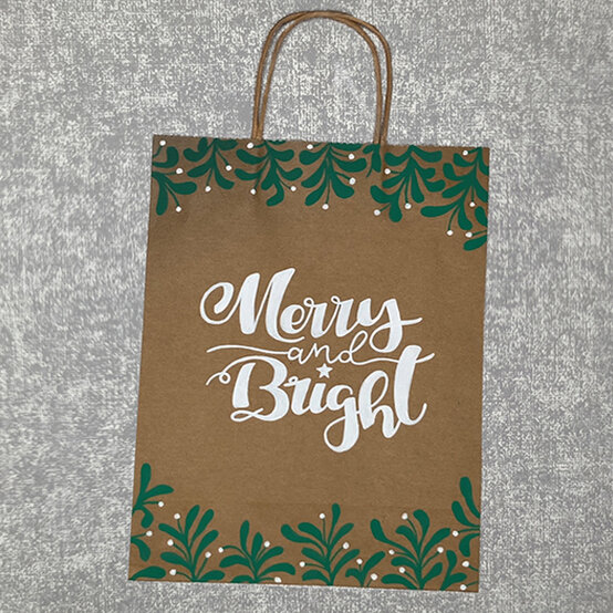 idea_ways-to-personalise-a-christmas-gift-bag-bright_step5.jpg?sw=554&q=85