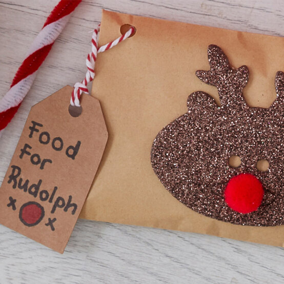 kids-santa-box-7c.jpg?sw=554&q=85