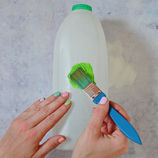 milk-bottle-lanterns-step-5.jpg?sw=554&q=85