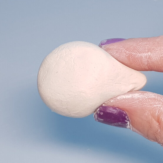 Idea_how-to-make-a-yarn-bowl-with-air-drying-clay_step5a.jpg?sw=554&q=85