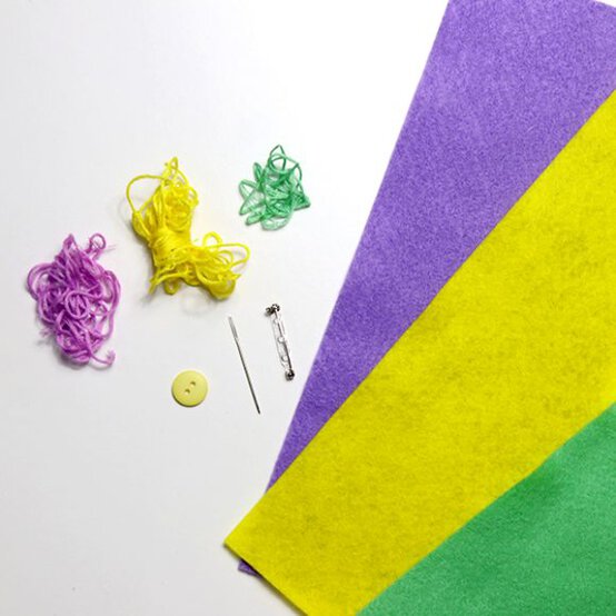 felt-brooch-you-will-need-580x580.jpg?sw=554&q=85