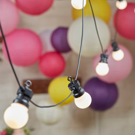 rustic-lights.jpg?sw=554&q=85