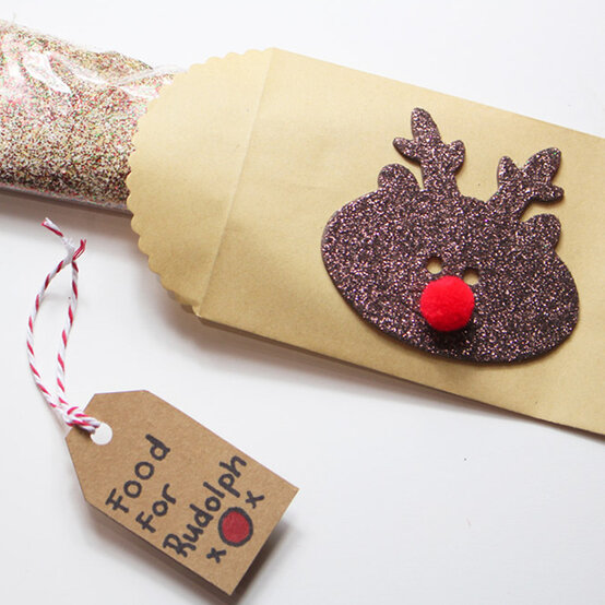 kids-santa-box-7b.jpg?sw=554&q=85