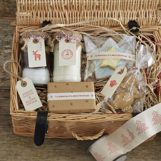 hamper-round-up-6.jpg?sw=554&q=85