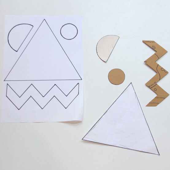 kids-teepee-painted-pom-pom-step-1.jpg?sw=554&q=85