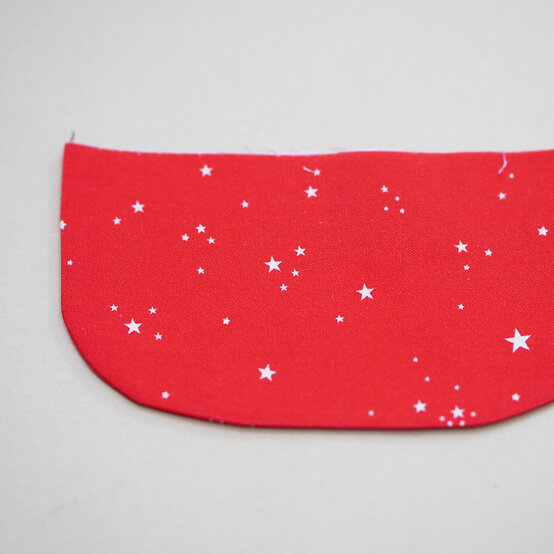 how-to-sew-a-craft-organiser_step5_3.jpg?sw=554&q=85