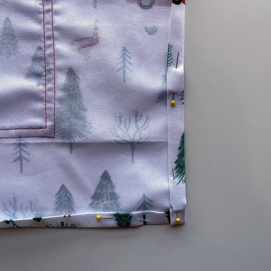 how-to-sew-an-apron_step19.jpg?sw=554&q=85