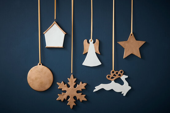 0464_xmas_2016_hc_100.jpg?sw=554&q=85