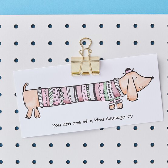 stamped-dachshund-card.jpg?sw=554&q=85