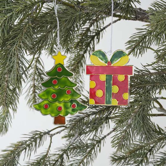 suncatcher%2Dtree%2Dand%2Dgift.jpg?sw=554&q=85